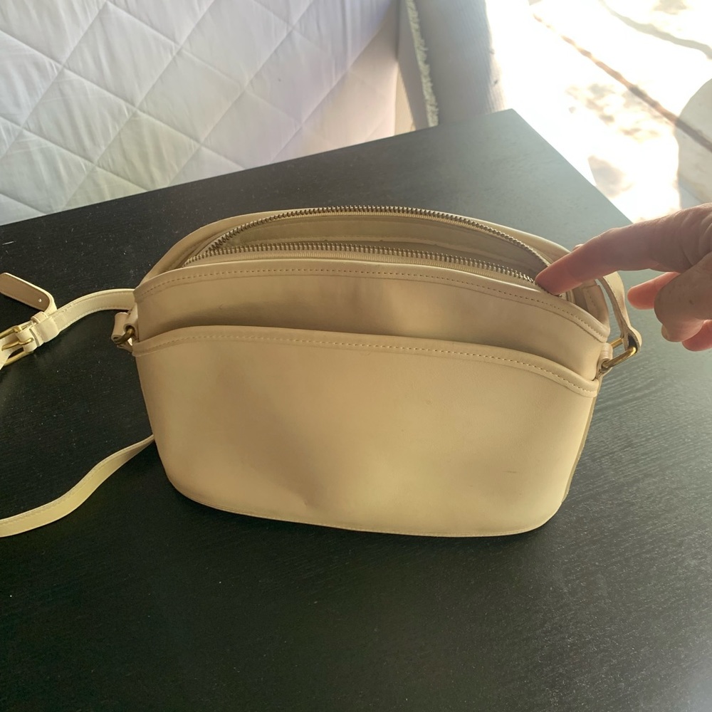 Coach Adjustable strap small shoulder bag - Picture 1 of 10